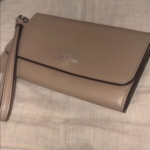 Coach Tan Leather Clutch Wristlet Minimalist Design